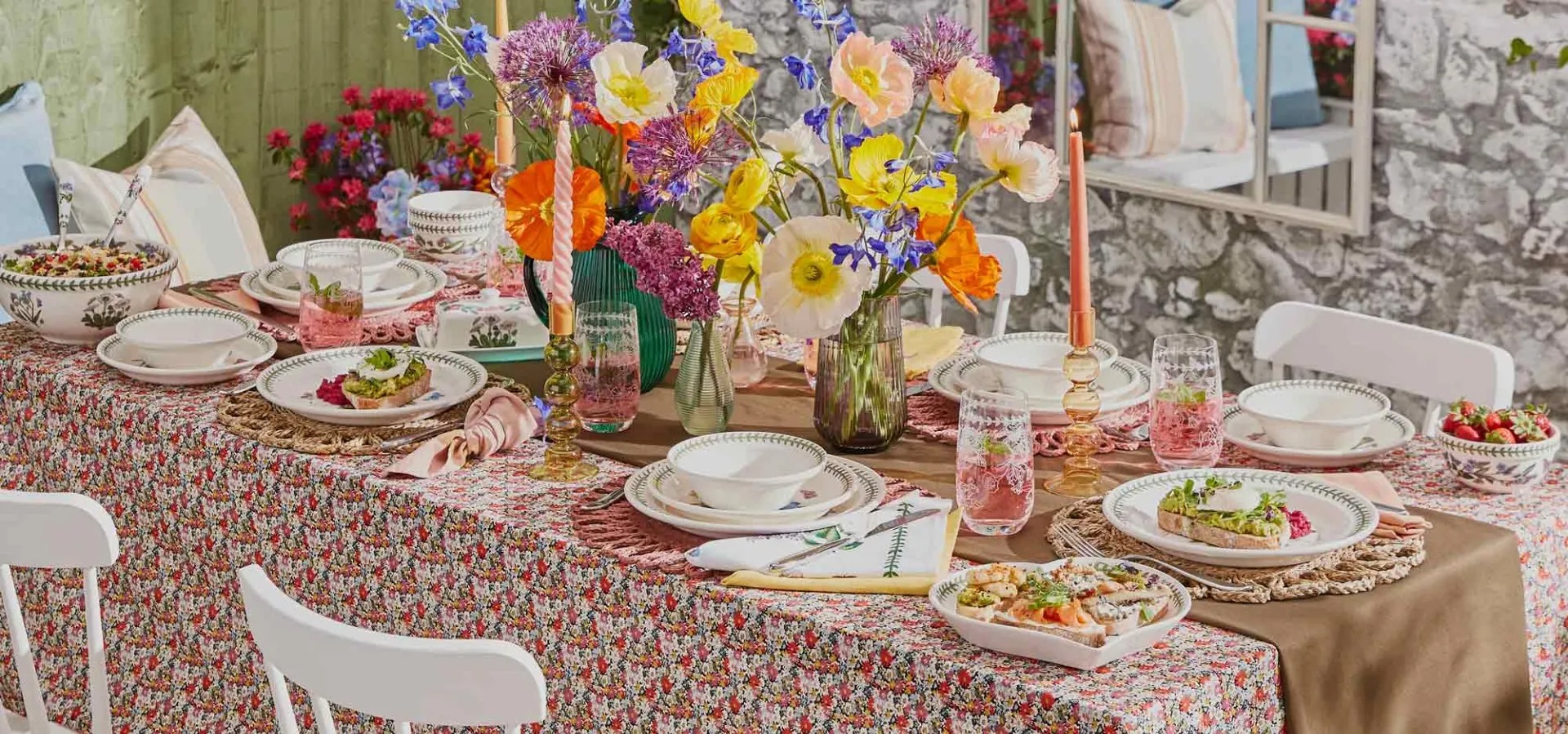 Tableware arranged for everyday dining